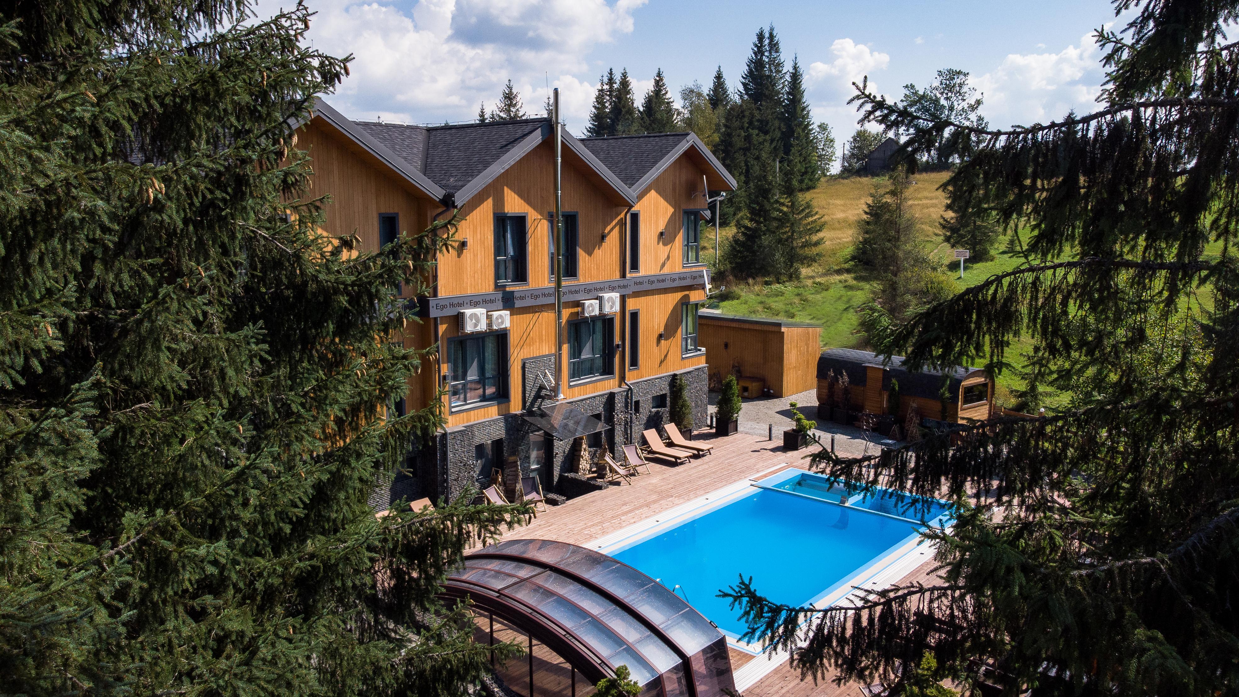 Ego Hotel Yablunytsya Exterior foto